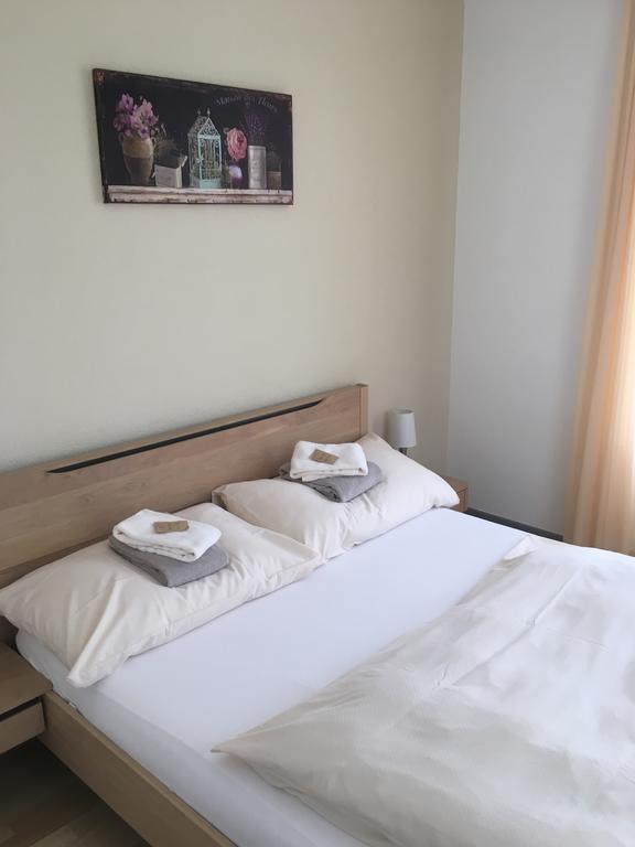 Yvonand Hotel De La Gare מראה חיצוני תמונה