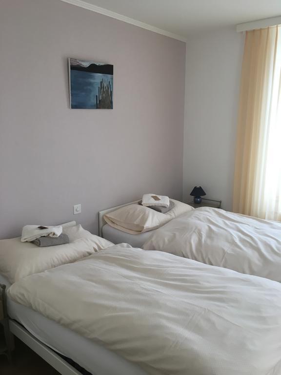 Yvonand Hotel De La Gare מראה חיצוני תמונה