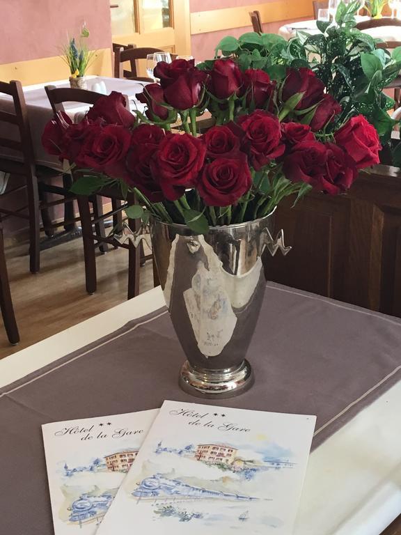 Yvonand Hotel De La Gare מראה חיצוני תמונה